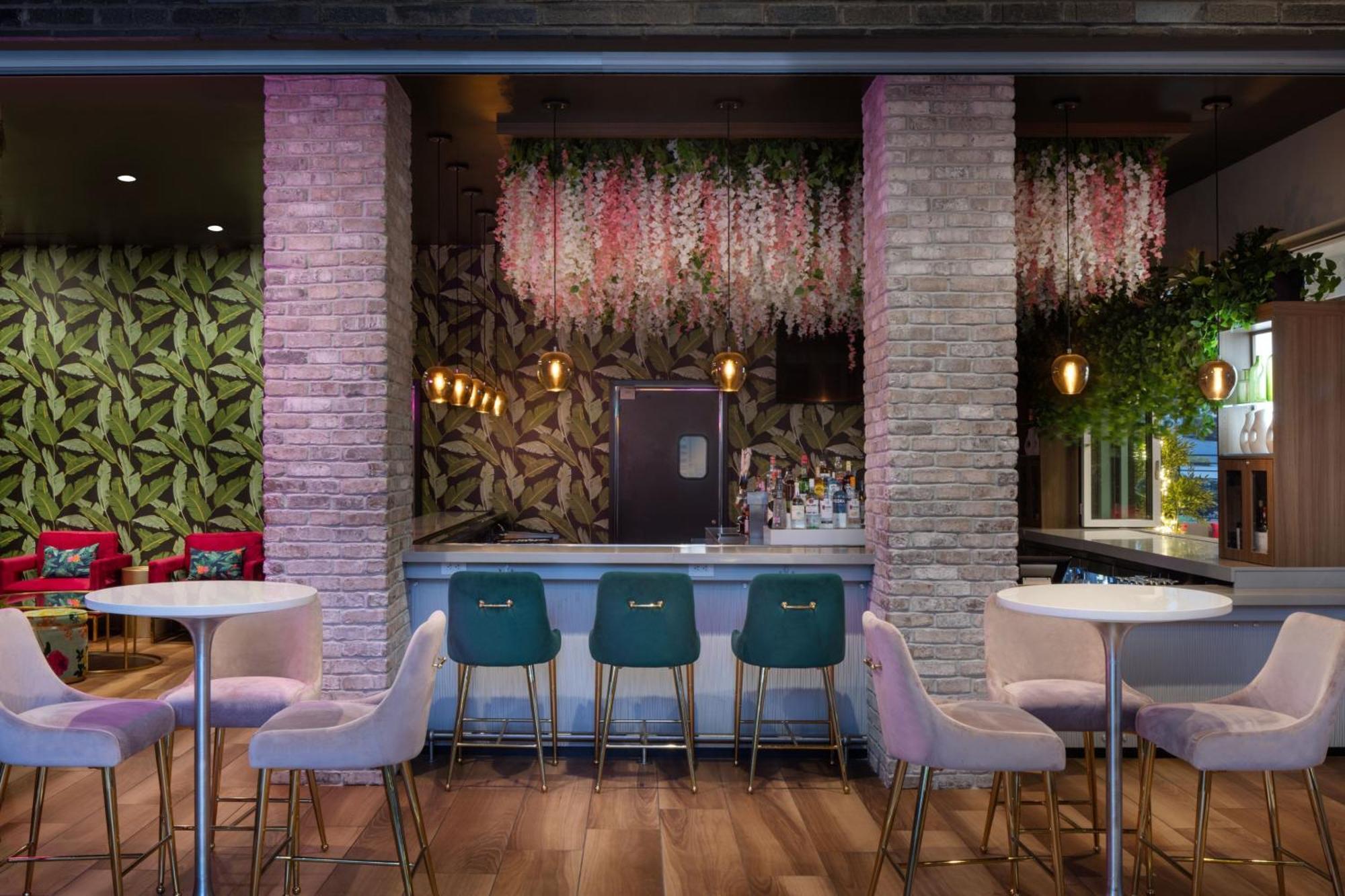 Element Atlanta Buckhead Hotel Exterior photo